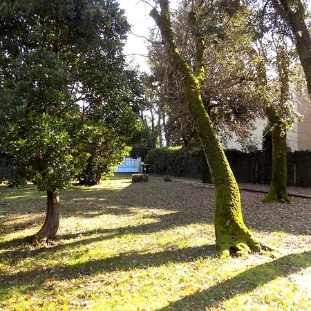 Sur Mer - Maison Individuelle - Calme- 10min A Pied Plage De Nauzan Villa *